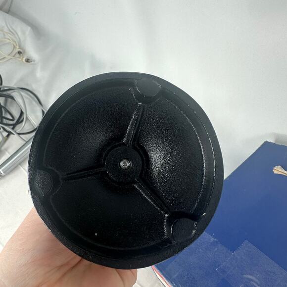 Vintage Weltron Microphone Omni-Directional Dynamic Model 37-123 With Desk Stand - Picture 4 of 13